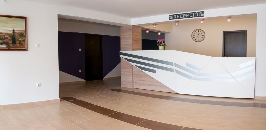 Hotel Pallone بالاتونفوريد المظهر الخارجي الصورة