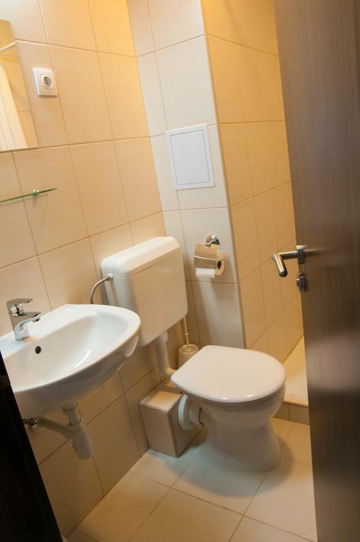 Hotel Pallone بالاتونفوريد الغرفة الصورة